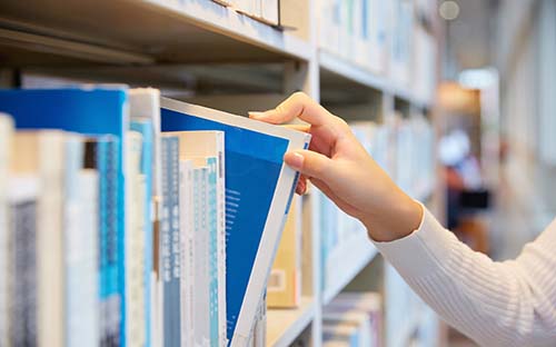 江蘇成人高考學校錄取分數(shù)線是多少？