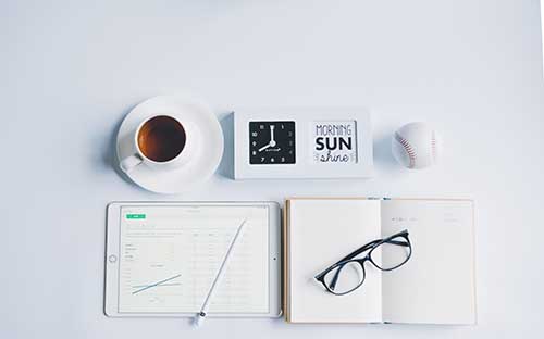 成人高考和自考是不是一樣？