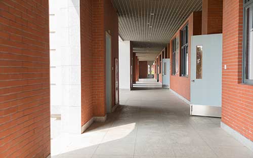 自考課程大綱的作用是什么？