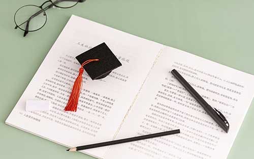 報(bào)考成人高考需要多少費(fèi)用？