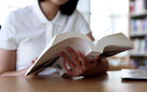 成人高考本科學(xué)歷還能考什么？