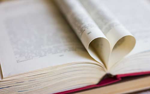 成人高考本科是多久開(kāi)始報(bào)名？