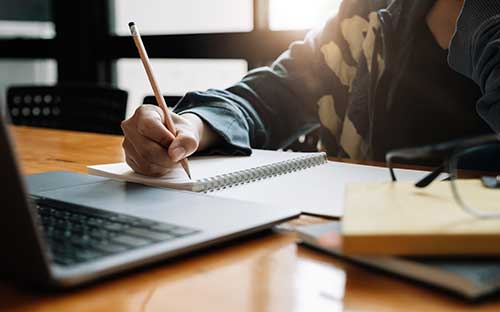 如果成考考試遇到不會(huì)的題怎樣答？