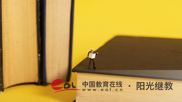 成人高考報什么專業(yè)簡單？要如何選擇？