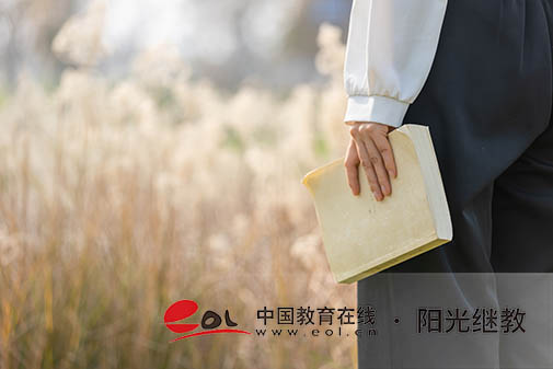 想?yún)⒓映扇烁呖急究朴惺裁匆?？怎么選擇合適的專業(yè)？