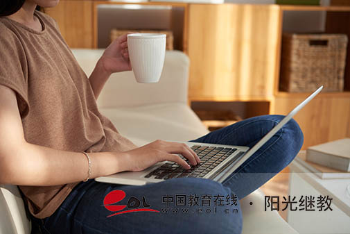 成人高考專升本考幾門課？好考嗎？