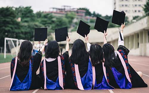 成人高考網(wǎng)上怎么預(yù)報(bào)名？有專業(yè)限制嗎？