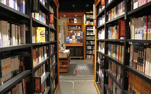 上海成人高考專升本專業(yè)有哪些？有年齡限制嗎？