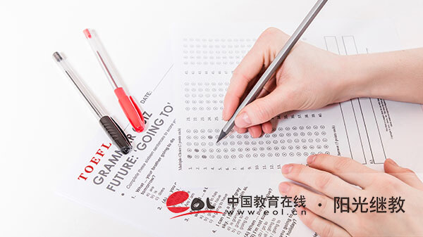 自學(xué)考試很難考嗎？哪些專業(yè)簡單？