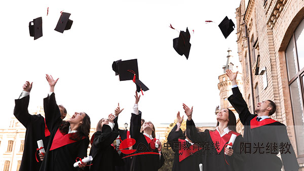 青島成人高考怎么報(bào)名？要準(zhǔn)備哪些材料？