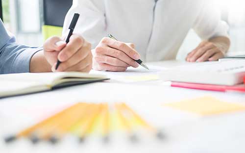 阿勒泰地區(qū)大專學(xué)歷怎么提升？報(bào)名自考需要帶什么證件？