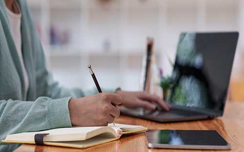 成人高考費(fèi)用是怎么交的？報名方式有幾種？