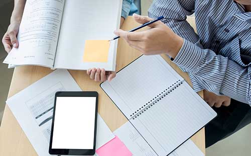 金昌在職想提升學(xué)歷用什么方式好？成考去哪里報(bào)名？