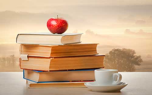 云南玉溪成人高考大專報(bào)名條件是什么？考哪些科目？