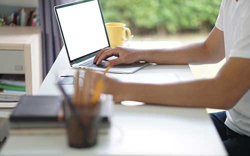 重慶成人高考自己報(bào)名流程是什么？費(fèi)用多少呢？