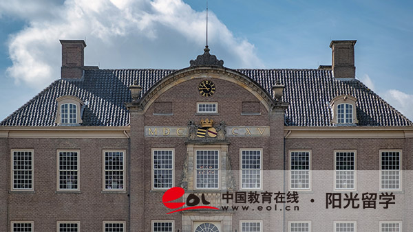 美國配飾設(shè)計專業(yè)本科留學(xué)有哪些條件