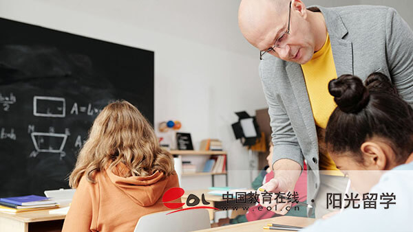 新加坡工業(yè)設(shè)計(jì)專業(yè)本科留學(xué)有哪些條件