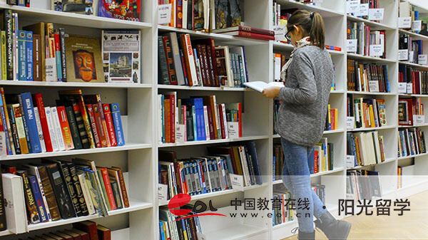 廣東珠海國(guó)際本科報(bào)名去讀什么學(xué)校好