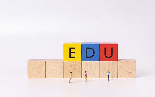 學(xué)?？梢詧竺钥急究茊?？含金量高嗎？