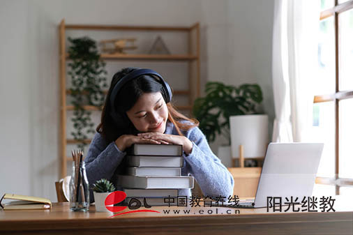 國內(nèi)中專怎么報名自考考試？復(fù)習(xí)方法有嗎？